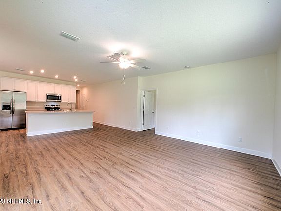 3rd image of 7236 LUKE Street