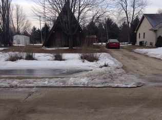 122 Tammy Ln, Somonauk, IL 60552