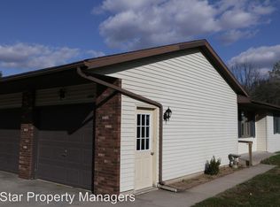 906-B Highland Dr, Goshen, IN 46528