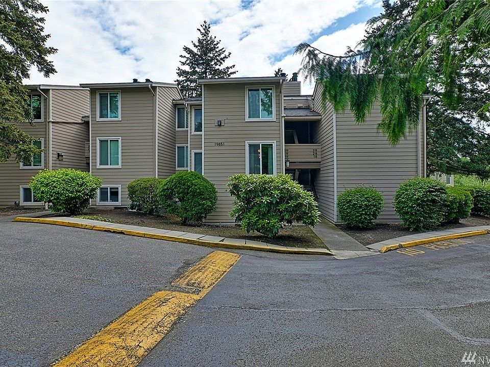 1st image of 19851 25th Ave NE APT 219