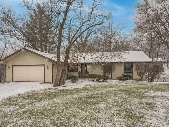 13 Provence Dr, Lake Saint Louis, MO 63367