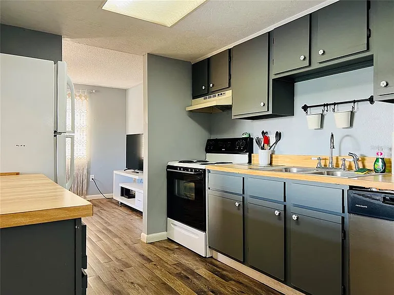 5026 Water Oak Dr #208 — Photo 23
