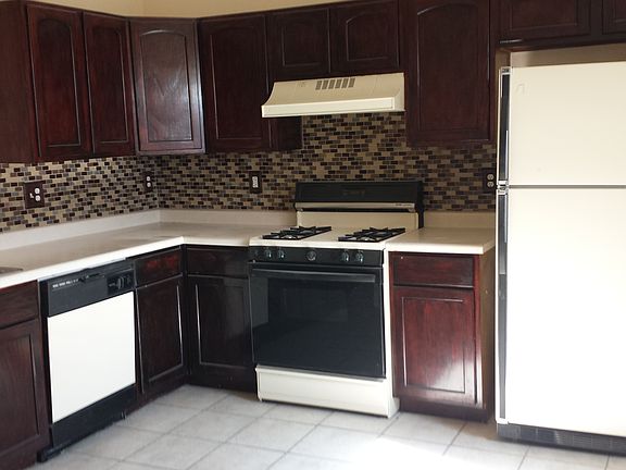 Kitchen including appliances