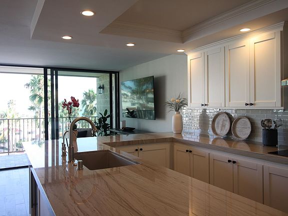 2nd image of 405 Avenida Granada APT 415