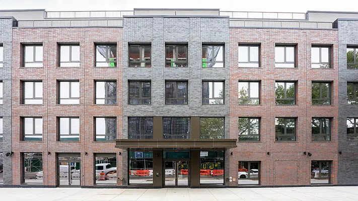Rented by Nooklyn NYC LLC | media 40