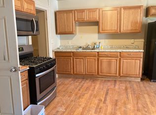 94 Grand St FLOOR 3, Albany, NY 12202