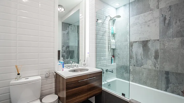 Rented by Nooklyn NYC LLC | media 25