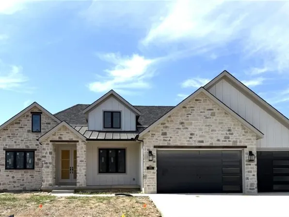 8712 N Lewis Ave, Kansas City, MO 64157