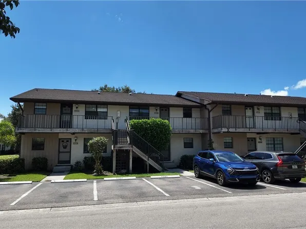 5257 Treetops Dr #X202, Naples, FL 34113