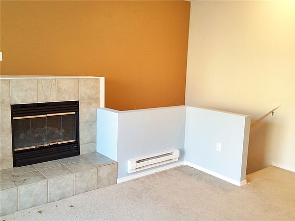 3rd image of 6201 Hazel Ave SE #6D