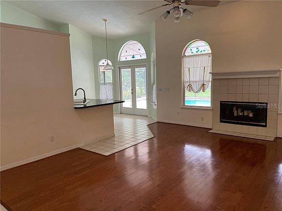 5th image of 745 W Pinewood Ct