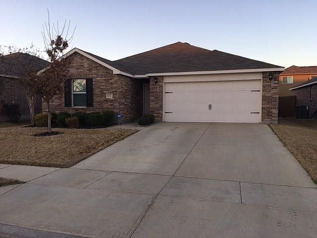 1st image of 212 Fossil Bridge Dr