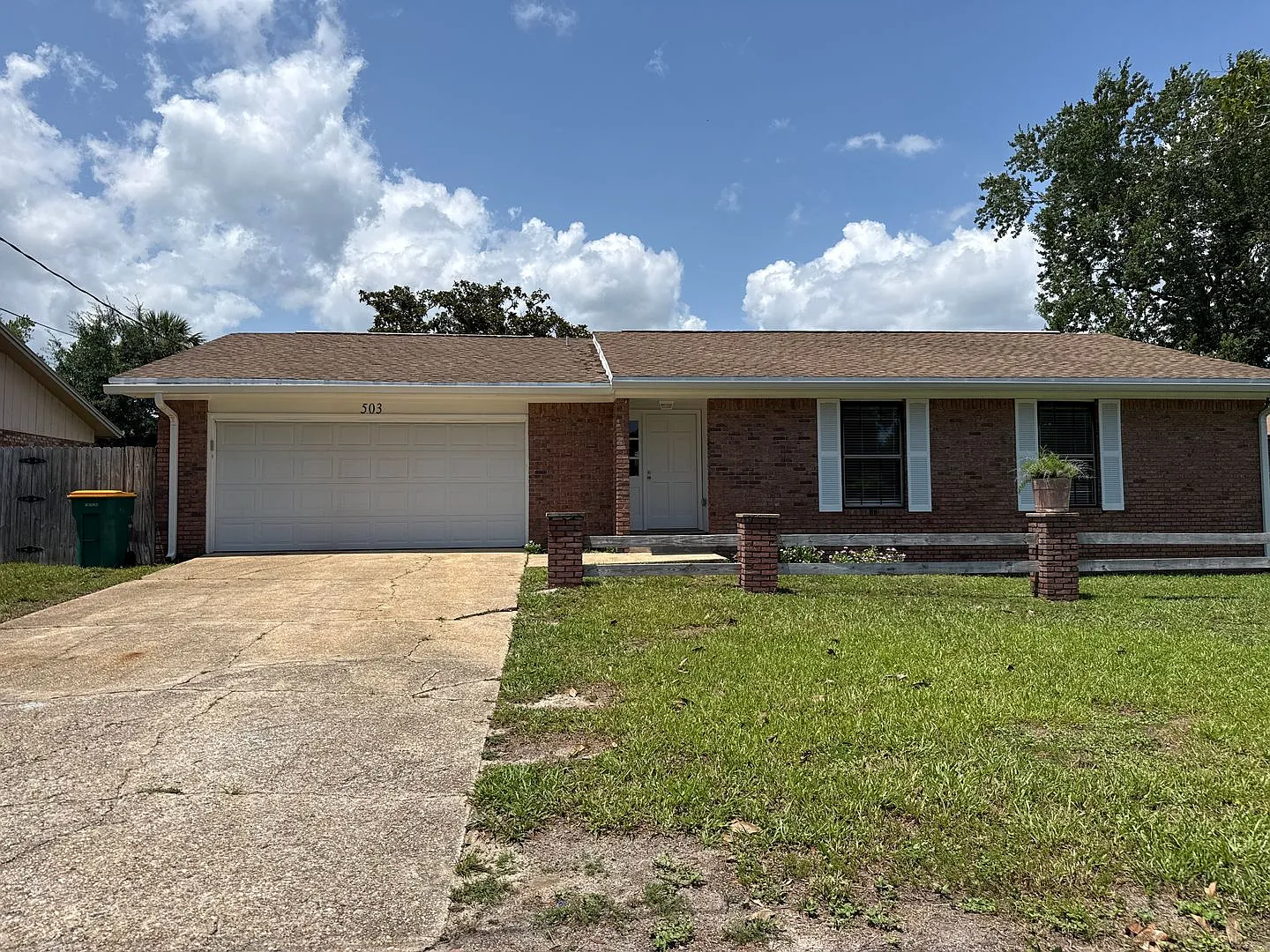 New Listing! — Photo 2