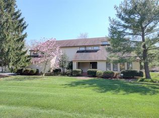 4310 Farmington Cir, Allentown, PA 18104