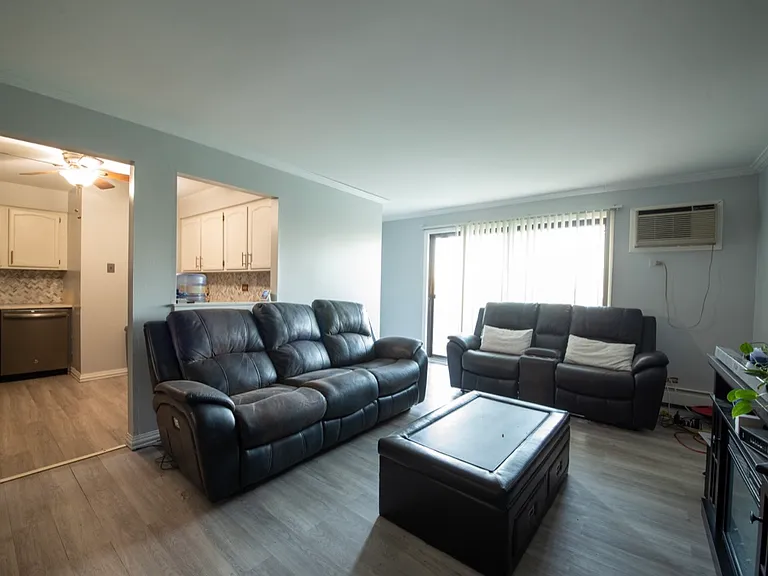 177 Gregory St #11 — Photo 2