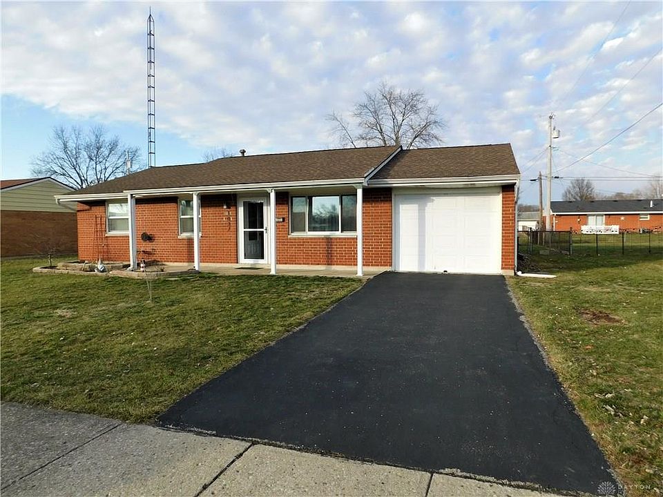 1st image of 1037 Nutmeg Sq N