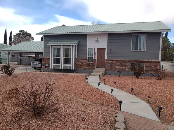 1312 13th Ct, Page, AZ 86040