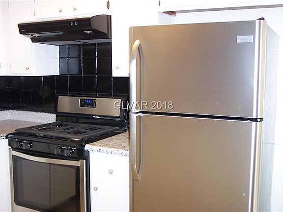 5th image of 845 Rock Springs Dr APT 102
