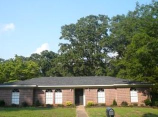2621 Mountbrook Dr, Mobile, AL 36693