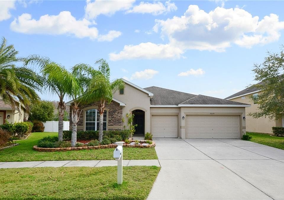 1st image of 31629 Bearded Oak Dr