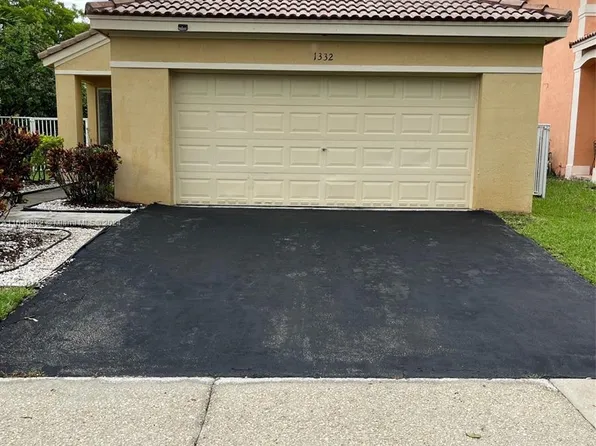 1332 Alexander Bnd, Fort Lauderdale, FL 33327