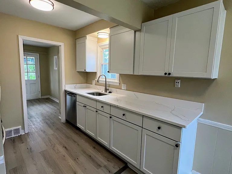 Orchard Heights Dr — Photo 8