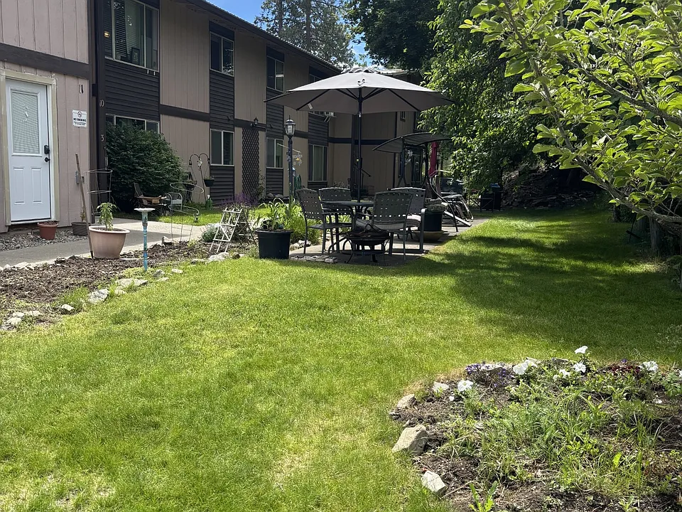 Treaty Rock Apartments