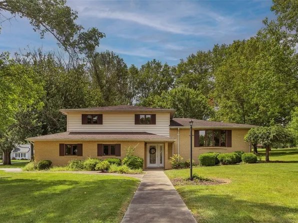 113 Heritage Hills Rd, Uniontown, PA 15401