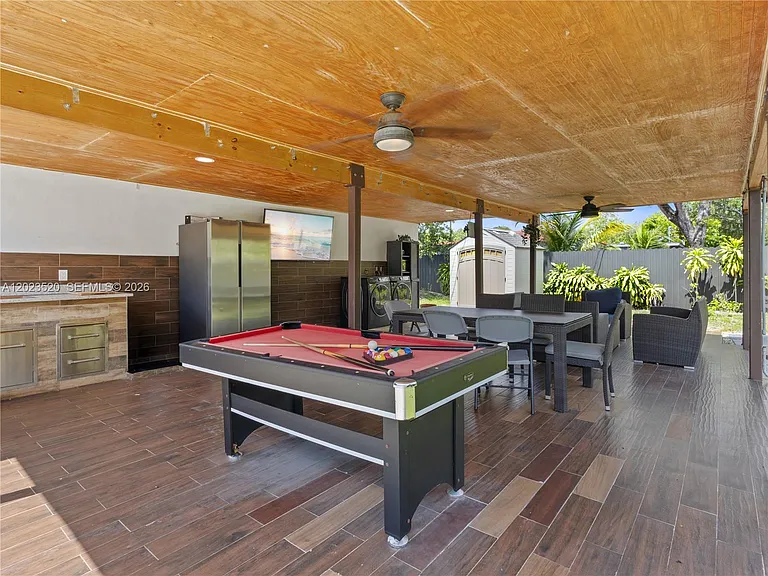 1431 SW 29th St — Photo 33