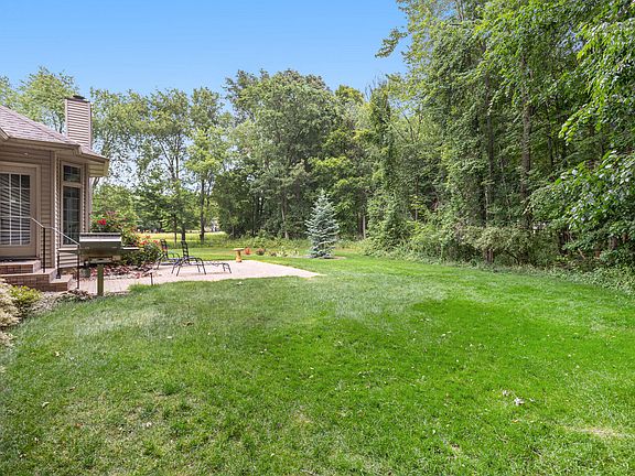 2nd image of 196 Deer Path Ln