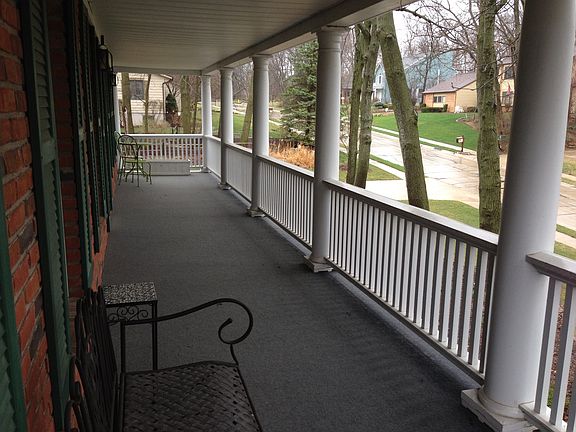 Front Deck 
