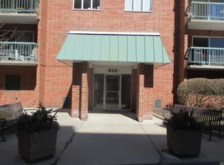 545 S River Rd APT 402, Des Plaines, IL 60016