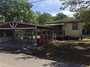 207 7th St, San Leon, TX 77539