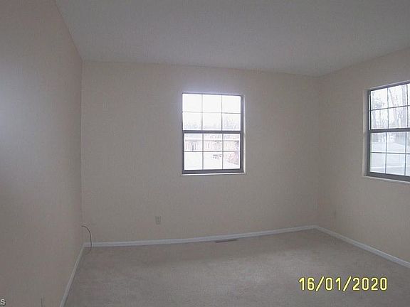3rd image of 1070 E 10th St