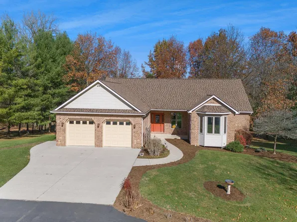 530 Posey Hill St, Roanoke, IN 46783