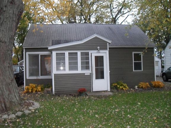 3rd image of 490 W 21st St