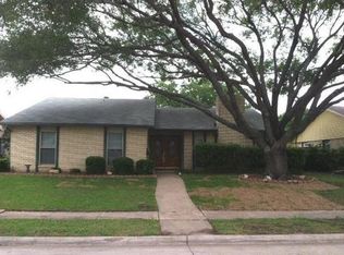2122 Lewis Trl, Grand Prairie, TX 75052