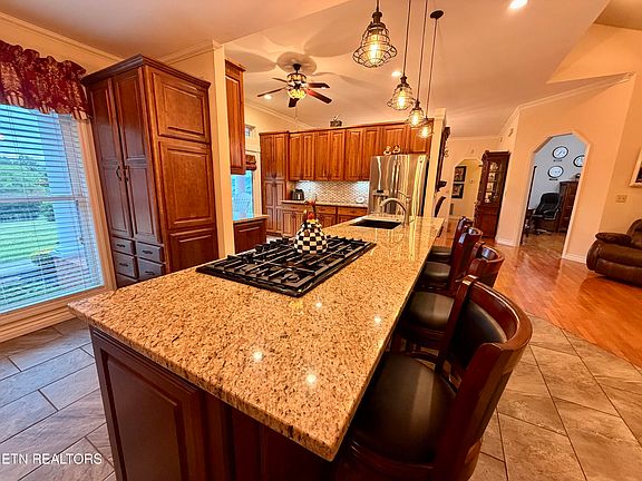 14th image of 630 Kenny Brook Ln