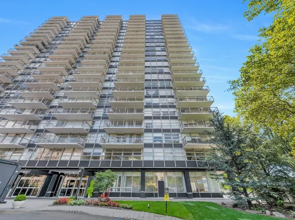 6050 Blvd East image 31 of 33