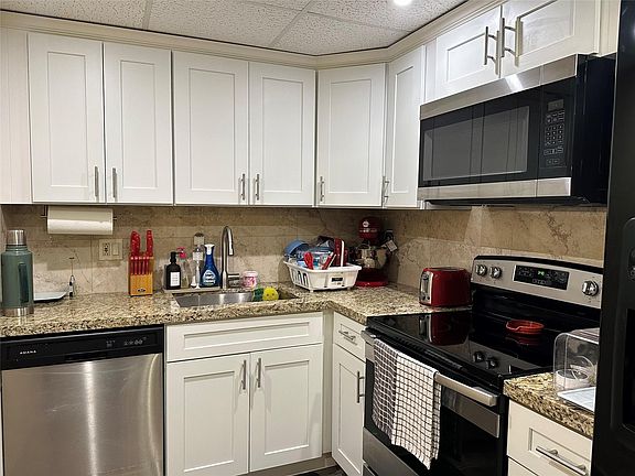 2nd image of 4156 Inverrary Dr APT 205