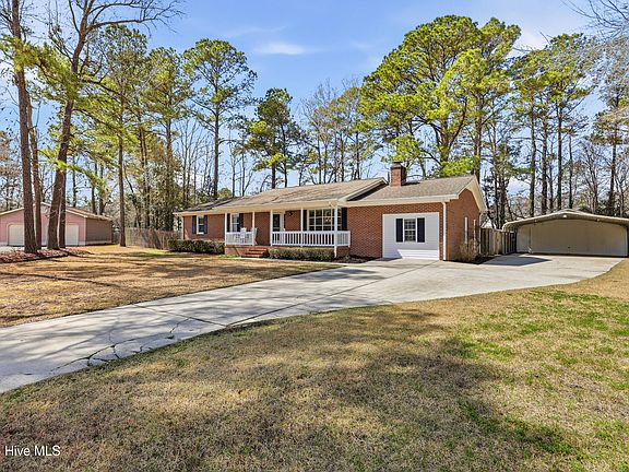 3rd image of 4424 Robin Dale Court