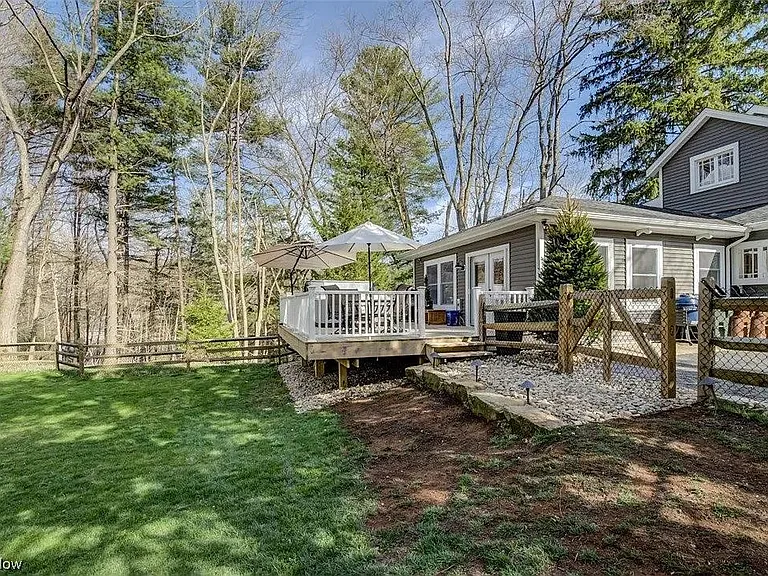 343 E Garfield Rd — Photo 32
