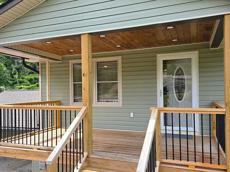 108 Potomac Cir — Photo 13
