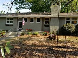 2136 Vestavia Lake Dr, Vestavia Hills, AL 35216