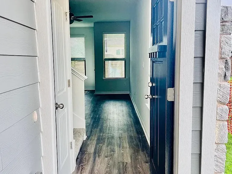 2203 Cowbird Path — Photo 6