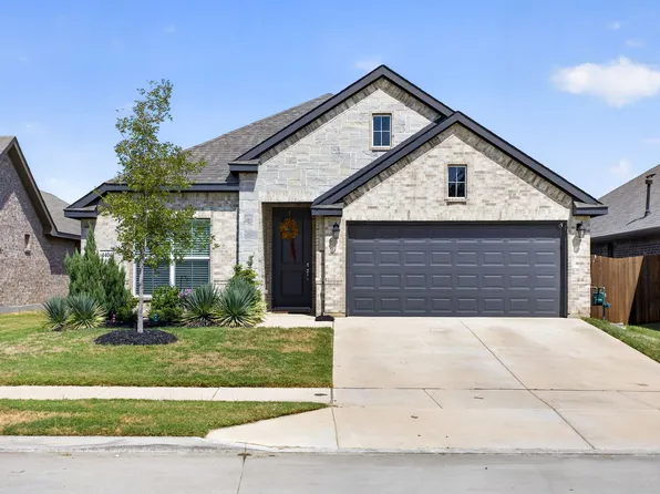 4404 Mill Falls Dr, Crowley, TX 76036