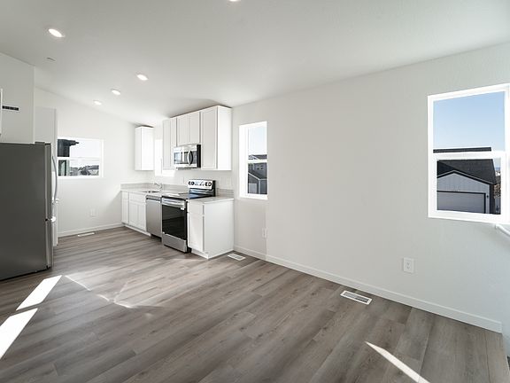 3753 Sequoia Ct. Kitchen
