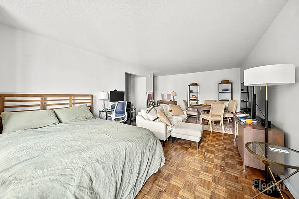 Rented by Elegran | media 5