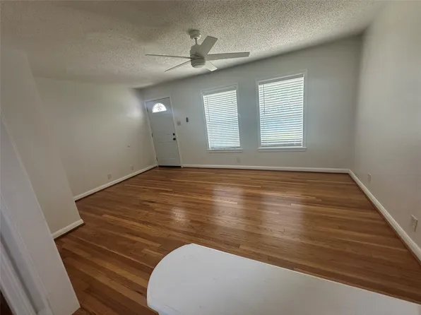 1606 Walton St, Houston, TX 77009