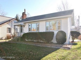 209 E Burlington St, Riverside, IL 60546